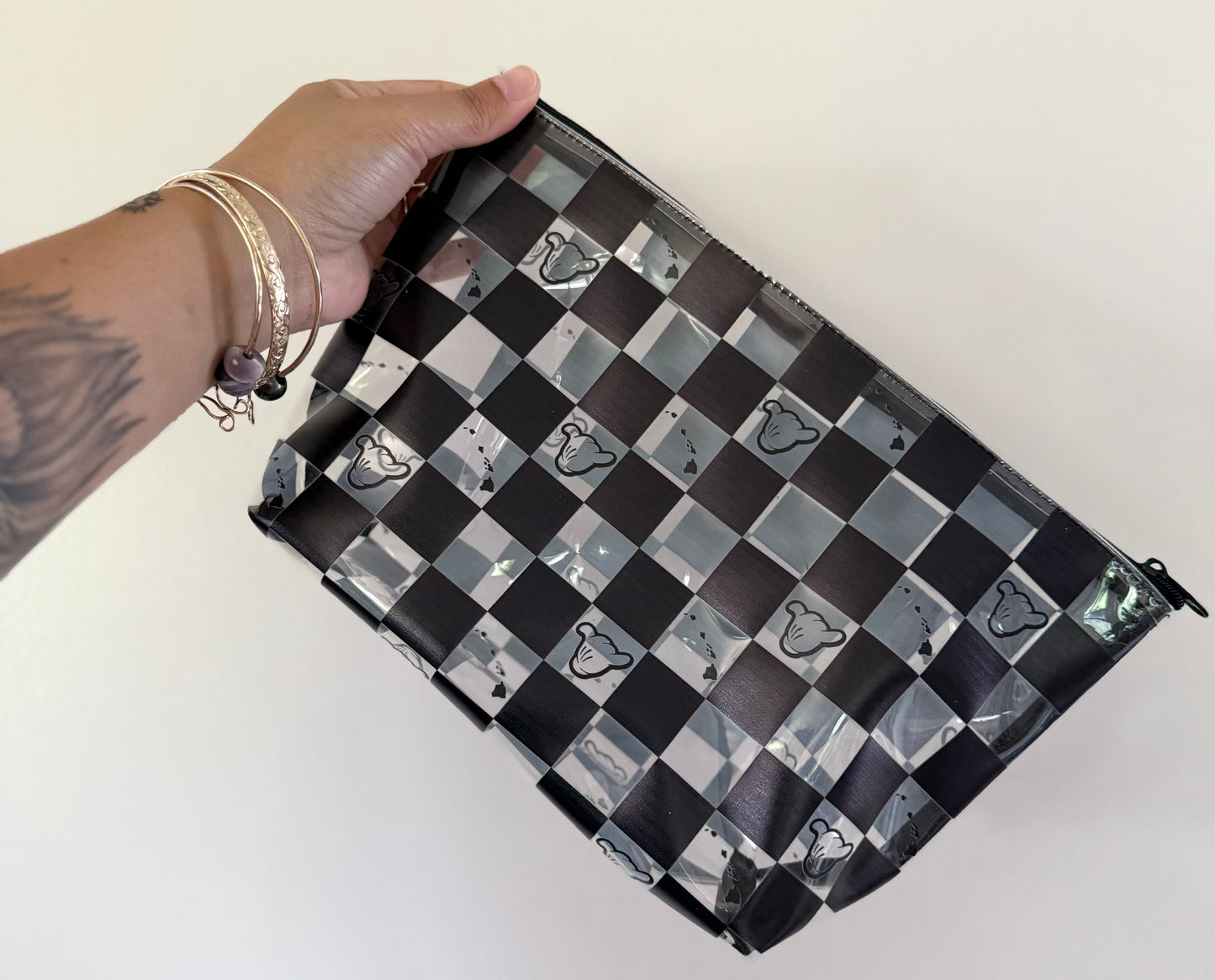 Checkered Shaka Stationery bag
