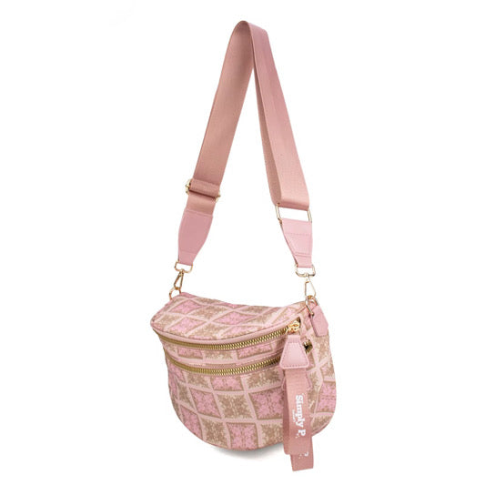 Belt bag- Pink Quilt