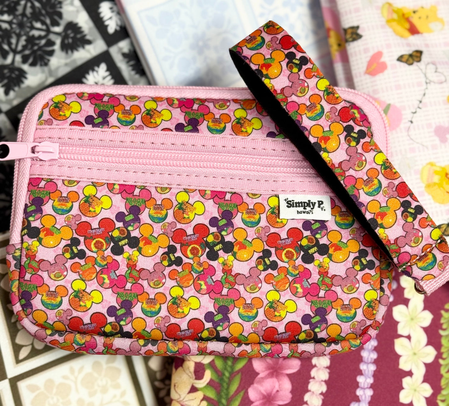 Phone pouch- Hawaiian Sun