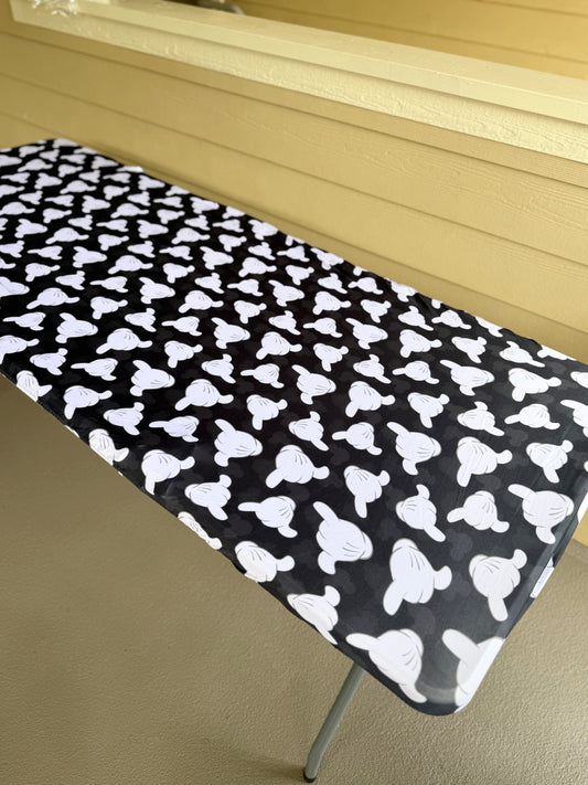 Table cover- Mickey Shaka