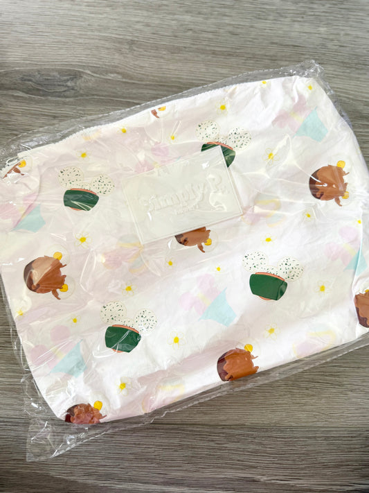 Insulated pouch- MickeyMoco Musubi